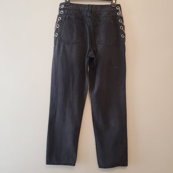 Forever 21 Women’s Curb Chain High-Rise Straight Leg Jeans Black Wash - (26) - Picture 5 of 16